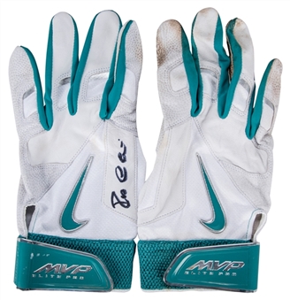 2014 Robinson Cano Game Used and Signed Seattle Mariners Batting Gloves (Cano LOA & PSA/DNA)